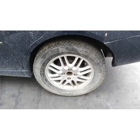 FORD FOCUS BERLINA (CAK) '2000 GHIA AZUL