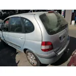 RENAULT SCENIC (JA..) RENAULT SCENIC (JA..) '2002 1.9 DCI AUTHENTIQUE GRIS 2001