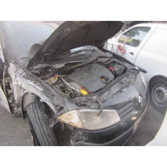 RENAULT MEGANE II COUPE/CABRIO '2005 CONFORT AUTHENTIQUE NEGRO