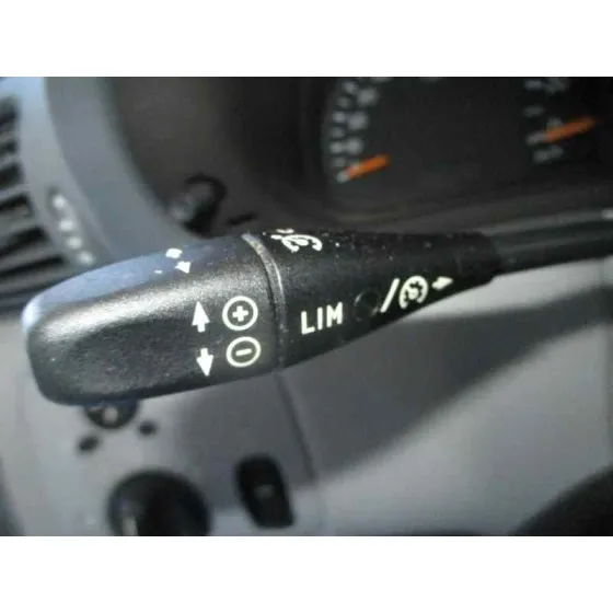 MERCEDES CLASE C (W203) BERLINA '2002 200 COMPRESSOR (203.042) AZUL OSCURO
