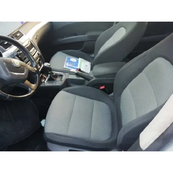 SKODA SUPERB COMBI (3T5) '2011 ACTIVE GRIS