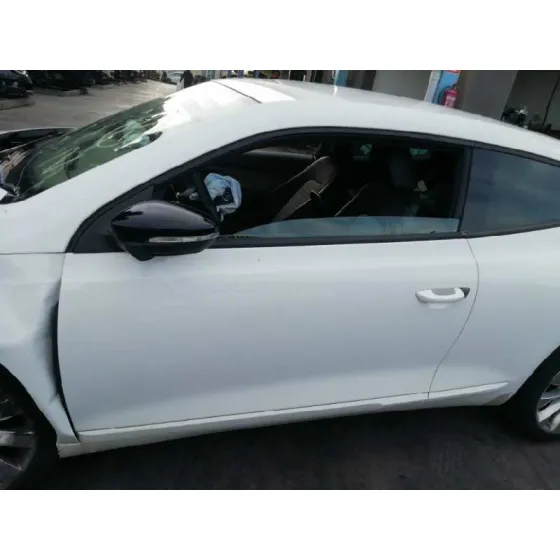 VOLKSWAGEN SCIROCCO (137) '2021 1.4 TSI BY R-LINE (118 KW) BLANCO