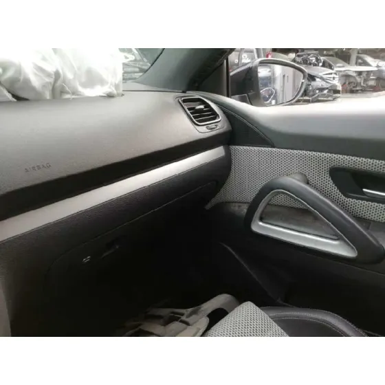 VOLKSWAGEN SCIROCCO (137) '2021 1.4 TSI BY R-LINE (118 KW) BLANCO