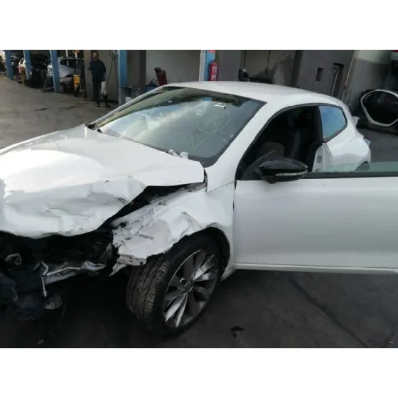 VOLKSWAGEN SCIROCCO (137) '2021 1.4 TSI BY R-LINE (118 KW) BLANCO