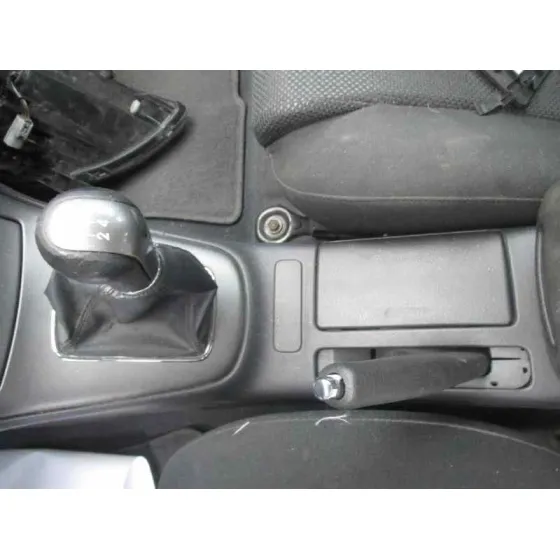TOYOTA AVENSIS BERLINA (T25) '2003 1.8 SOL SEDAN (4-PTAS.) PLATA