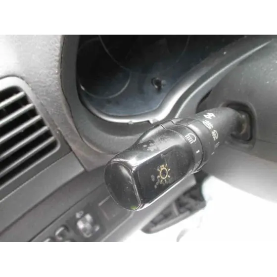 TOYOTA AVENSIS BERLINA (T25) '2003 1.8 SOL SEDAN (4-PTAS.) PLATA