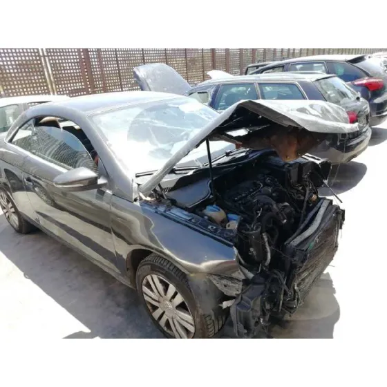 VOLKSWAGEN EOS (1F7) '2009 2.0 TDI GRIS