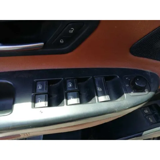 VOLKSWAGEN EOS (1F7) '2009 2.0 TDI GRIS