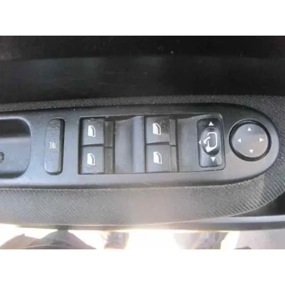 PEUGEOT 307 BREAK / SW (S1) '2004 BREAK XS VERDE
