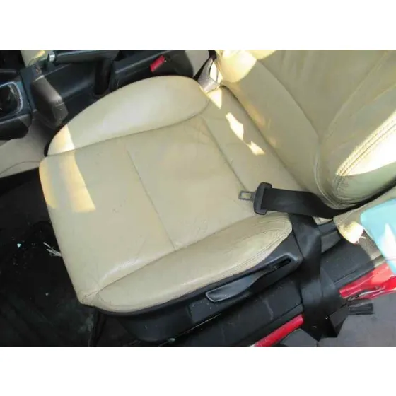 AUDI A3 (8P) '2003 2.0 TDI AMBIENTE ROJO