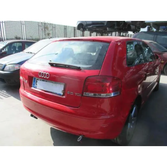 AUDI A3 (8P) '2003 2.0 TDI AMBIENTE ROJO