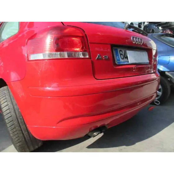 AUDI A3 (8P) '2003 2.0 TDI AMBIENTE ROJO