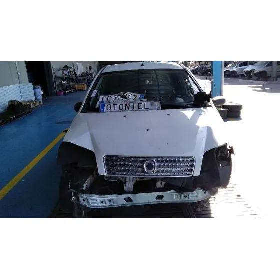 FIAT PUNTO BERLINA (188) '2008 1.3 JTD CLASSIC BLANCO