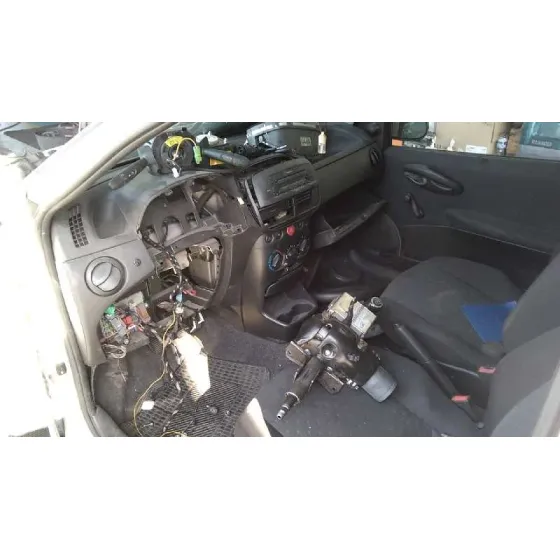 FIAT PUNTO BERLINA (188) '2008 1.3 JTD CLASSIC BLANCO
