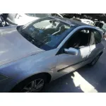 RENAULT MEGANE II BERLINA 3P RENAULT MEGANE II BERLINA 3P '2005 1.5 DCI DIESEL GRIS 2002