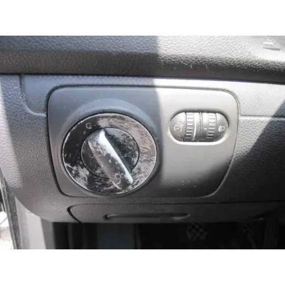 VOLKSWAGEN GOLF V BERLINA (1K1) '2007 CONCEPTLINE (E) NEGRO