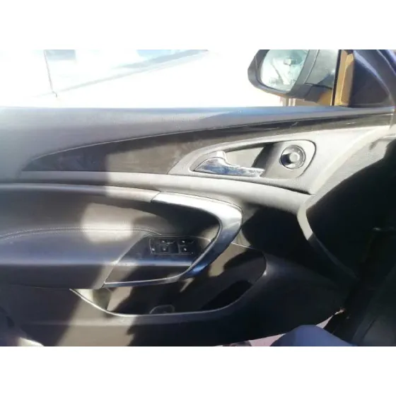 OPEL INSIGNIA BERLINA '2010 COSMO GRIS OSCURO