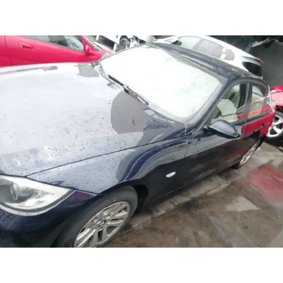BMW SERIE 3 BERLINA (E90) '2006 320D AZUL