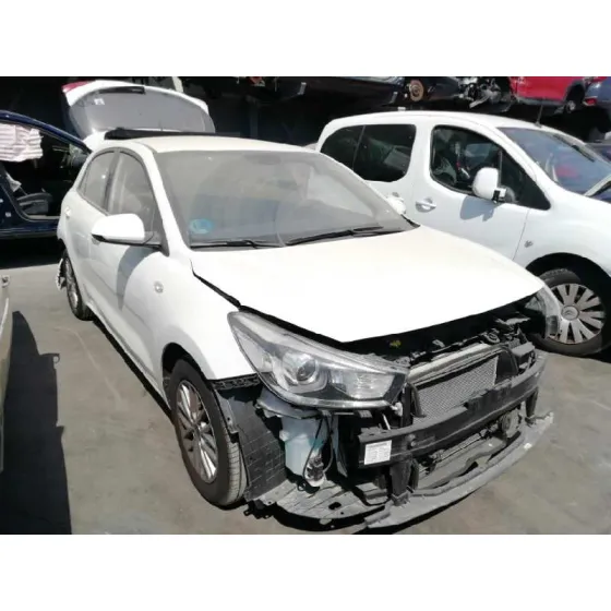 KIA RIO '2022 1.0 T-GDI HYBRID BLANCO