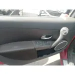 RENAULT CLIO GRANDTOUR RENAULT CLIO GRANDTOUR '2011 20 ANIVERSARIO ROJO 2010