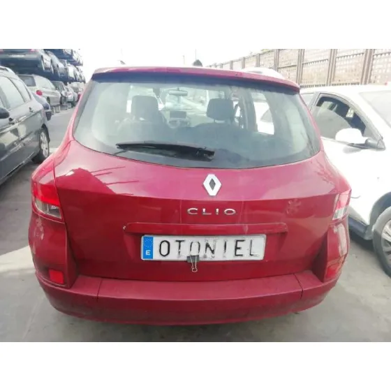 RENAULT CLIO GRANDTOUR '2011 20 ANIVERSARIO ROJO