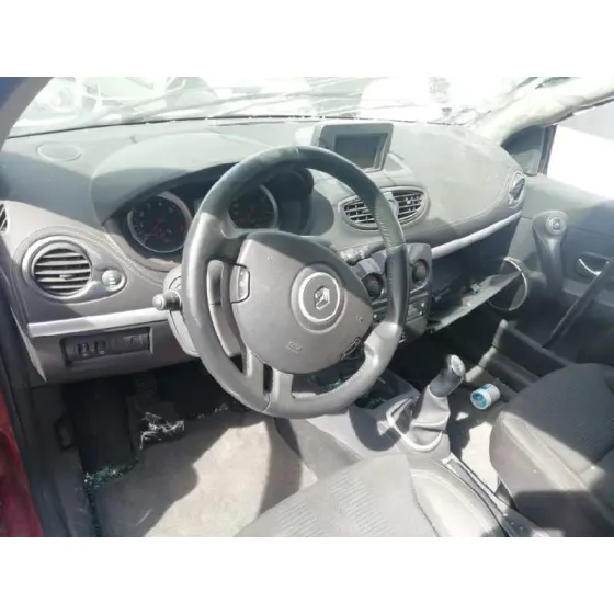 RENAULT CLIO GRANDTOUR '2011 20 ANIVERSARIO ROJO
