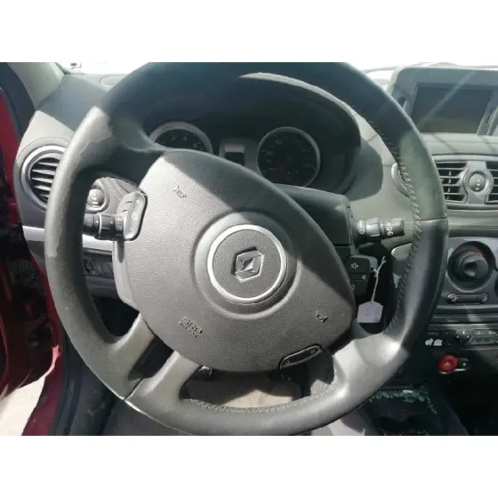 RENAULT CLIO GRANDTOUR '2011 20 ANIVERSARIO ROJO