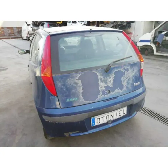 FIAT PUNTO BERLINA (188) '2002 1.2 8V ACTIVE AZUL