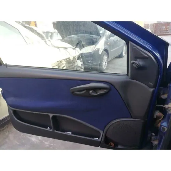FIAT PUNTO BERLINA (188) '2002 1.2 8V ACTIVE AZUL
