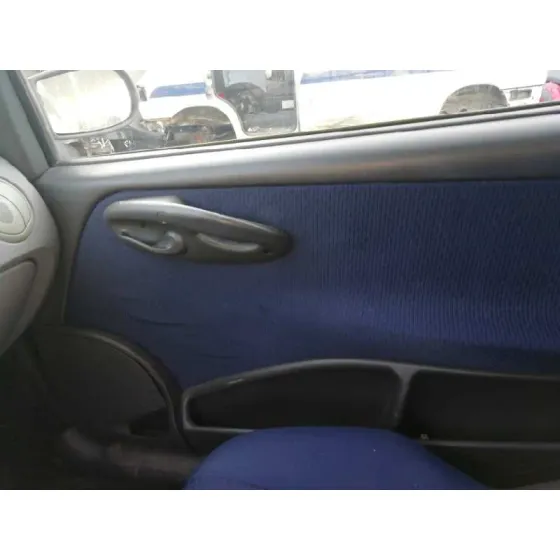 FIAT PUNTO BERLINA (188) '2002 1.2 8V ACTIVE AZUL