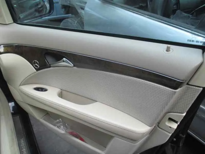 MERCEDES-BENZ CLASE E (W211) BERLINA MERCEDES CLASE E (W211) BERLINA '2004 E 270 CDI (211.016) AZUL 2002