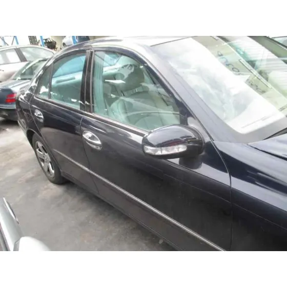 MERCEDES CLASE E (W211) BERLINA '2004 E 270 CDI (211.016) AZUL