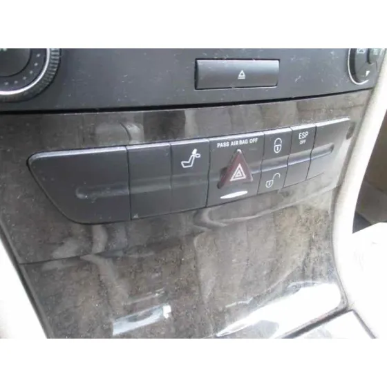 MERCEDES CLASE E (W211) BERLINA '2004 E 270 CDI (211.016) AZUL