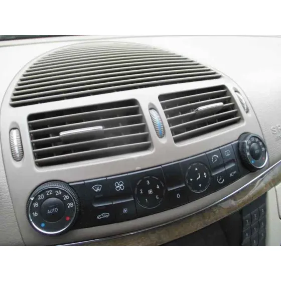 MERCEDES CLASE E (W211) BERLINA '2004 E 270 CDI (211.016) AZUL