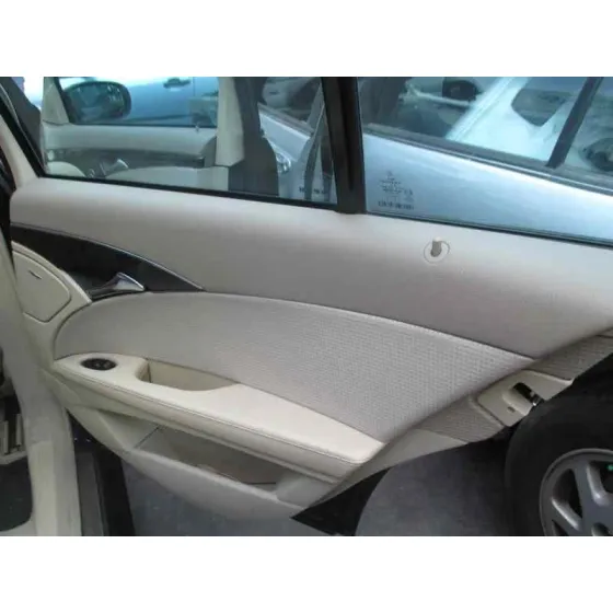 MERCEDES CLASE E (W211) BERLINA '2004 E 270 CDI (211.016) AZUL