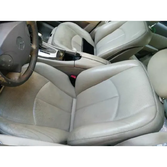 MERCEDES CLASE E (W211) BERLINA '2004 E 320 CDI (211.026) DORADO