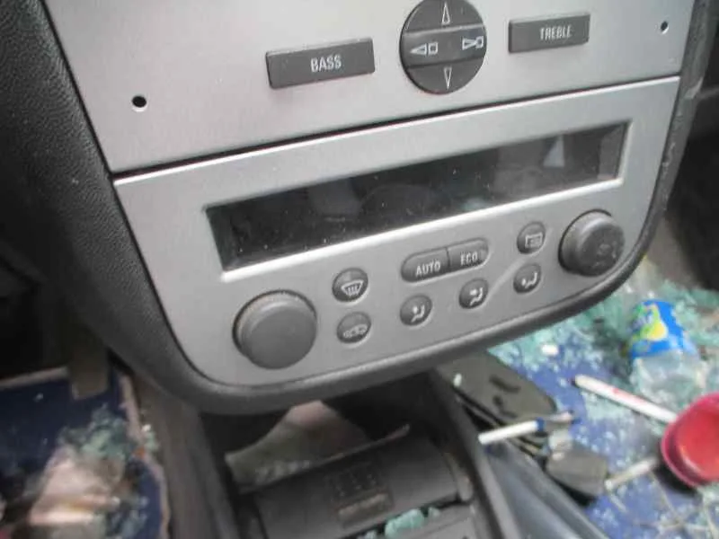 OPEL CORSA C '2006 SILVERLINE NEGRO