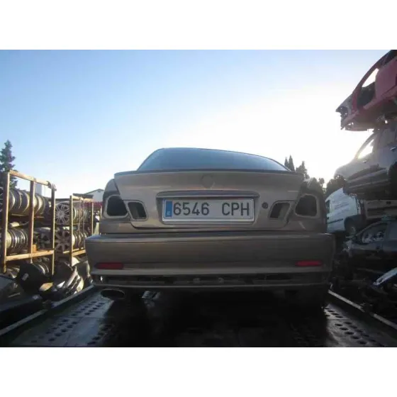 BMW SERIE 3 COUPE (E46) '2000 318 CI MARRON