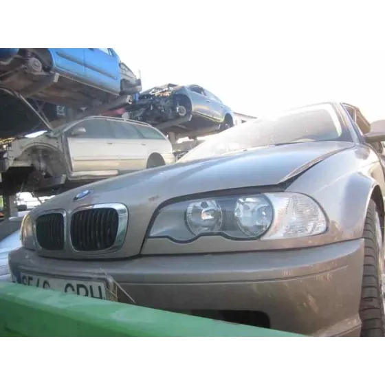 BMW SERIE 3 COUPE (E46) '2000 318 CI MARRON