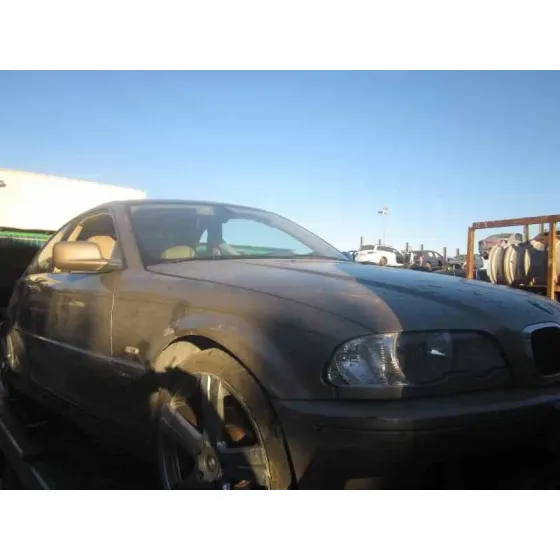 BMW SERIE 3 COUPE (E46) '2000 318 CI MARRON