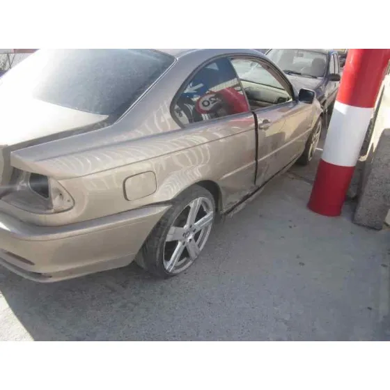BMW SERIE 3 COUPE (E46) '2000 318 CI MARRON
