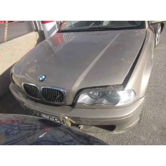 BMW SERIE 3 COUPE (E46) '2000 318 CI MARRON