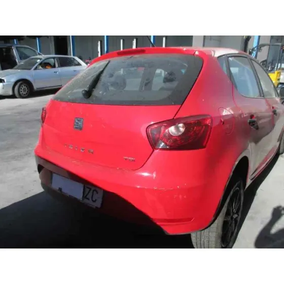 SEAT IBIZA (6J5) '2014 REFERENCE TECH ROJO
