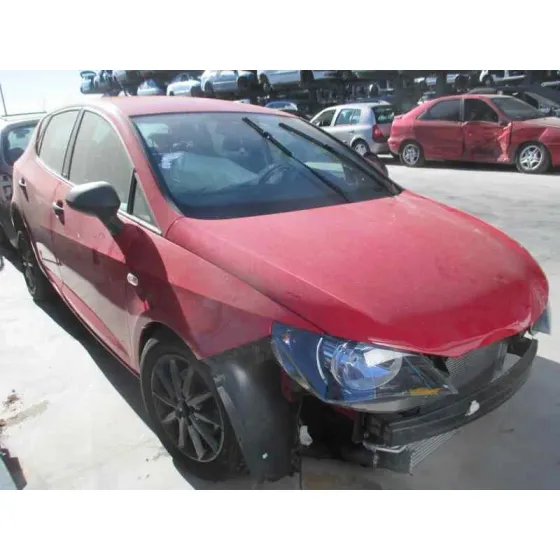 SEAT IBIZA (6J5) '2014 REFERENCE TECH ROJO