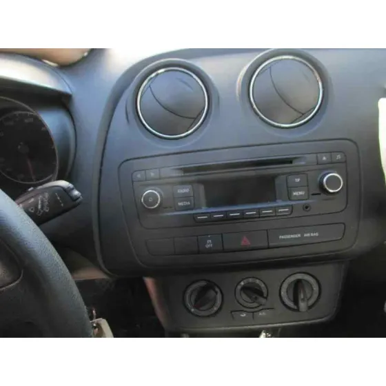 SEAT IBIZA (6J5) '2014 REFERENCE TECH ROJO