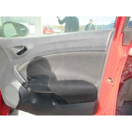 SEAT IBIZA (6J5) '2014 REFERENCE TECH ROJO