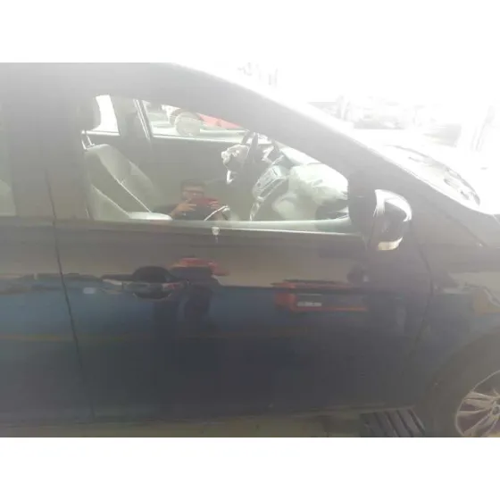 FORD FOCUS LIM. (CB8) '2014 AMBIENTE AZUL