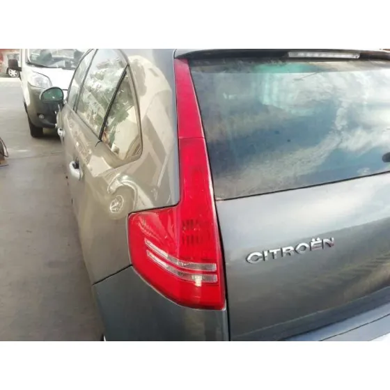 CITROEN C4 BERLINA '2009 1.6 16V HDI FAP GRIS