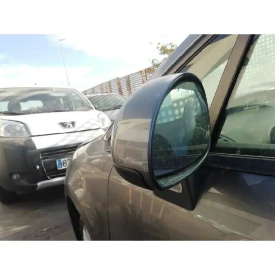 CITROEN C4 BERLINA '2009 1.6 16V HDI FAP GRIS