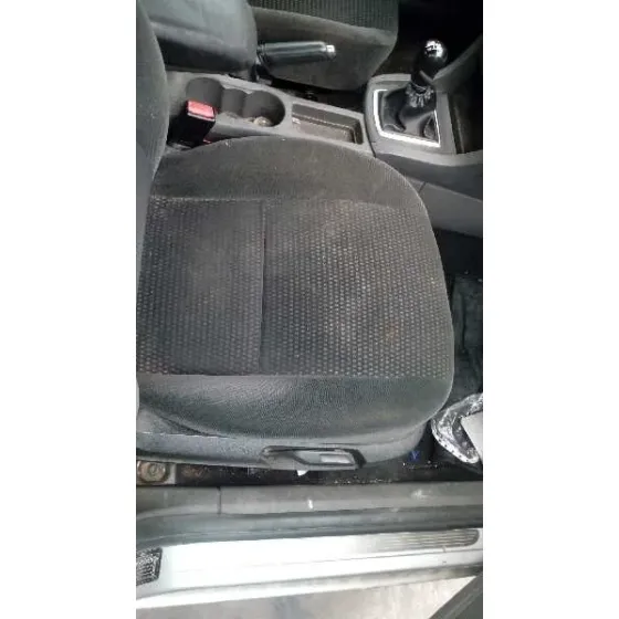 FORD FOCUS BERLINA (CAP) '2007 1.8 TDCI TURBODIESEL CAT GRIS